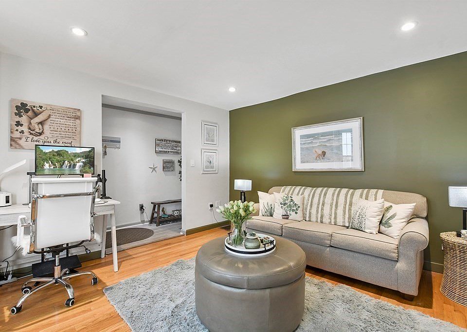 909-911 E 2nd St, Boston, MA 02127 | Zillow