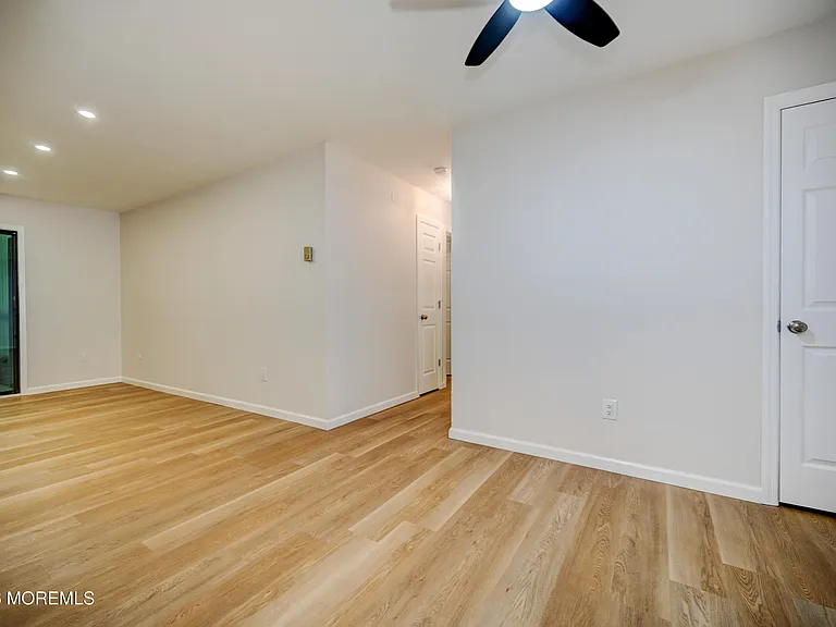 99 Arrowood Rd #K — Photo 9