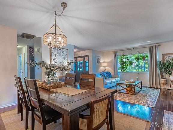 3rd image of 4616 Glenheath Dr