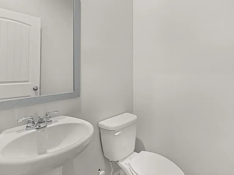 210 Deerberry Dr — Photo 12