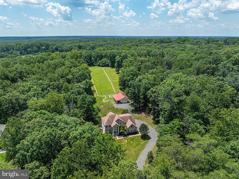 8138 Rondelay Ln, Fairfax Station, VA 22039 | Zillow