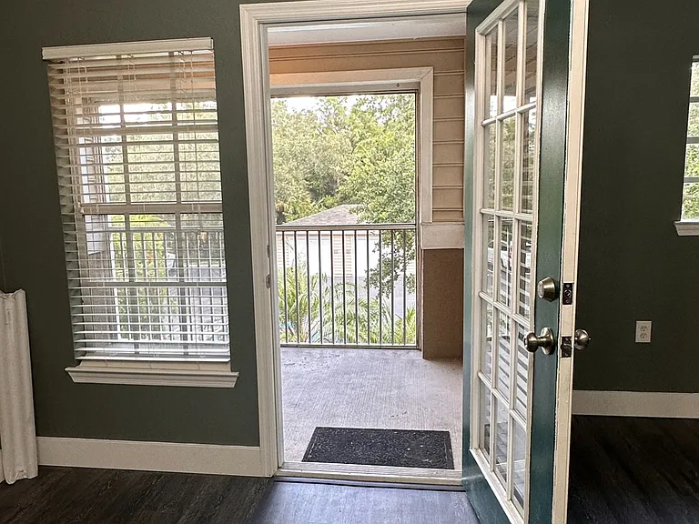 8905 Manor Loop #202 — Photo 10