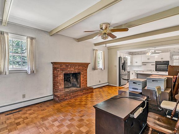 5th image of 5833 Littlehorn Dr