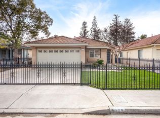 4273 W Cambridge Ave, Fresno, CA 93722