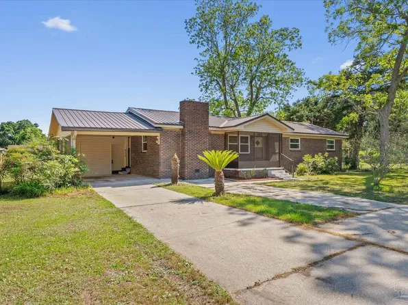 1417 Twilight Dr, Cantonment, FL 32533