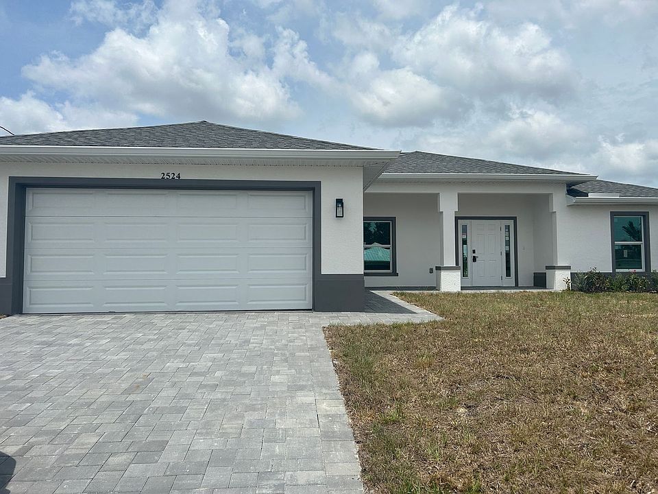 1st image of 2524 NE 1st Pl