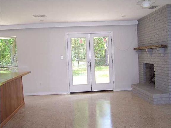 4th image of 1213 Bienville Blvd