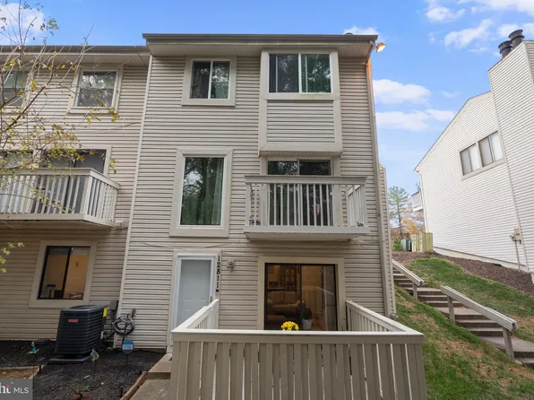 12811 Cara Dr, Woodbridge, VA 22192