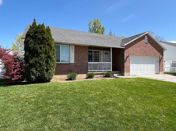 1533 E Dover Dr