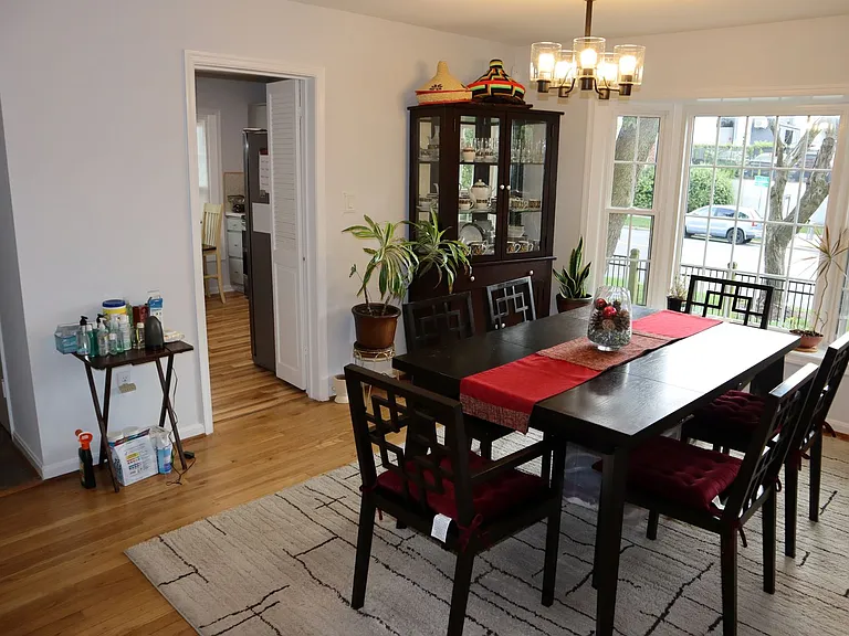10951 Amherst Ave — Photo 3