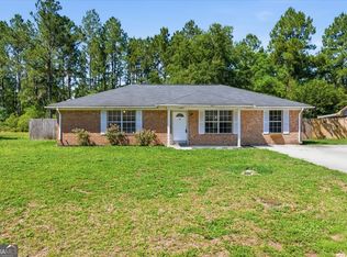 1325 Loblolly Dr, Hinesville, GA 31313