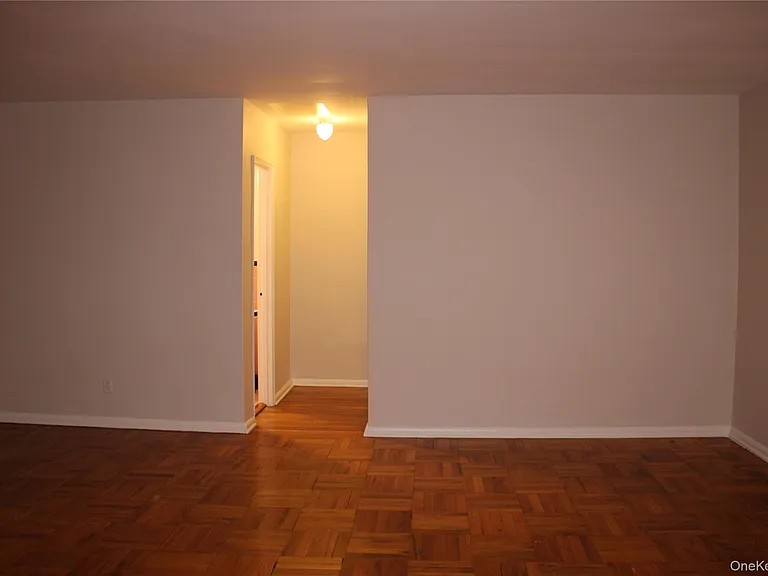 277 Bronx River Rd #3M — Photo 9