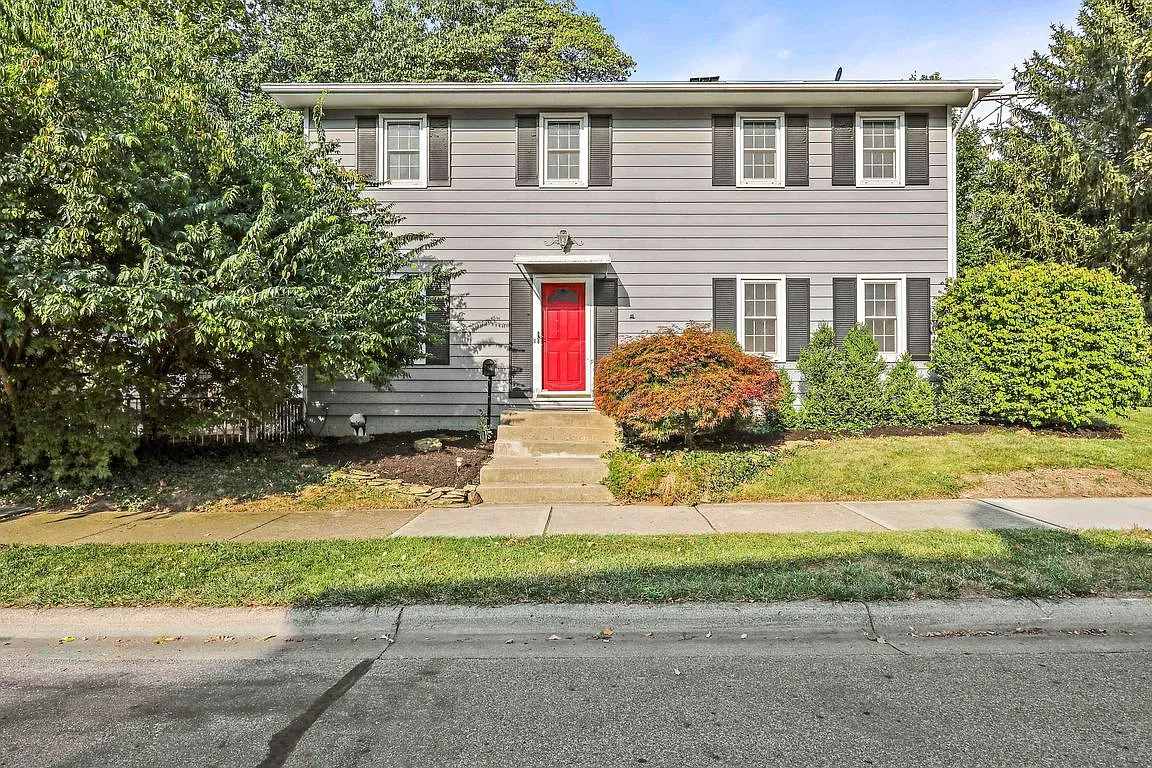 1265 Wyandotte Rd photo 1