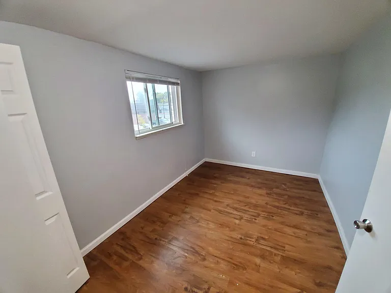 1445 Browning St — Photo 7