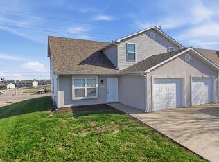 2401 Northampton Dr, Columbia, MO 65201