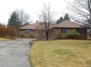 3057 Beechtree Ln, Flushing, MI 48433