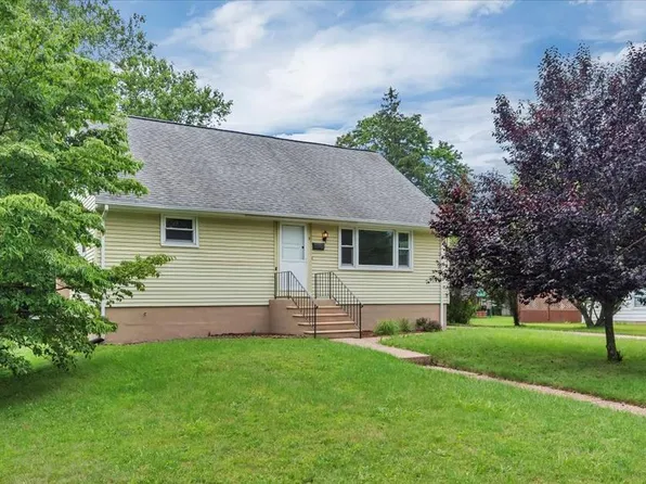5 Thomas Ave, Berlin, NJ 08009