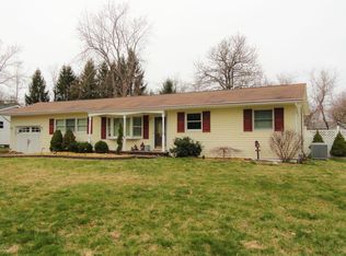 10 Spruce Ter, Jackson, NJ 08527