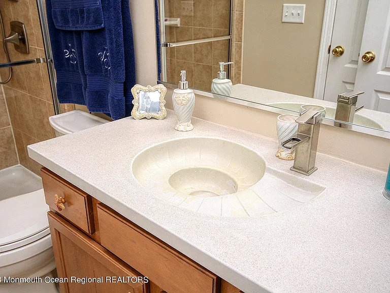 207 Ceylon Ave — Photo 19