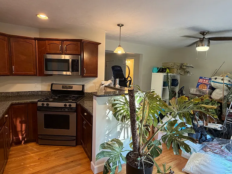 2779 Washington St #7 — Photo 3