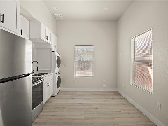 2nd image of 5517 Beaudry St #C