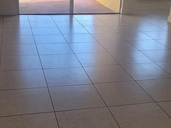 5th image of 21121 SW 85th Ave APT 301