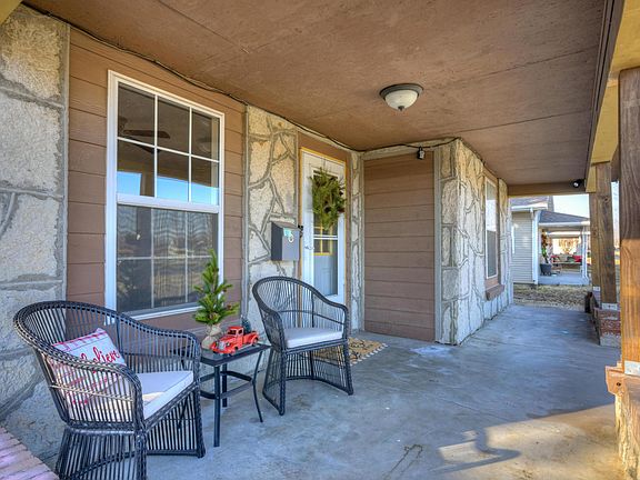 4th image of 2210 S Connor Avenue