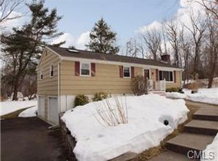 29 Falmouth Dr, Shelton, CT 06484