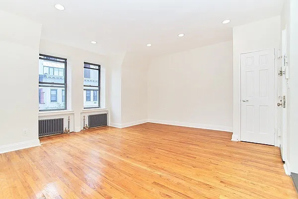 Rented by Living New York | media 6