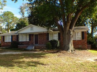 910 Universal Dr, Columbia, SC 29209