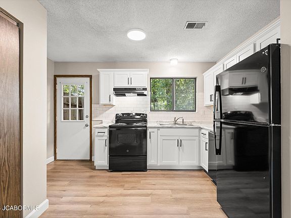 4th image of 3229 Cassidy Rd