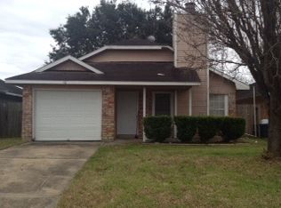 1813 Spruce Dr, Rosenberg, TX 77471