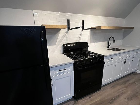 5th image of 440 Calhoun Ave #3