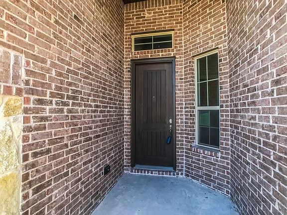 4th image of 109 Leadville Way