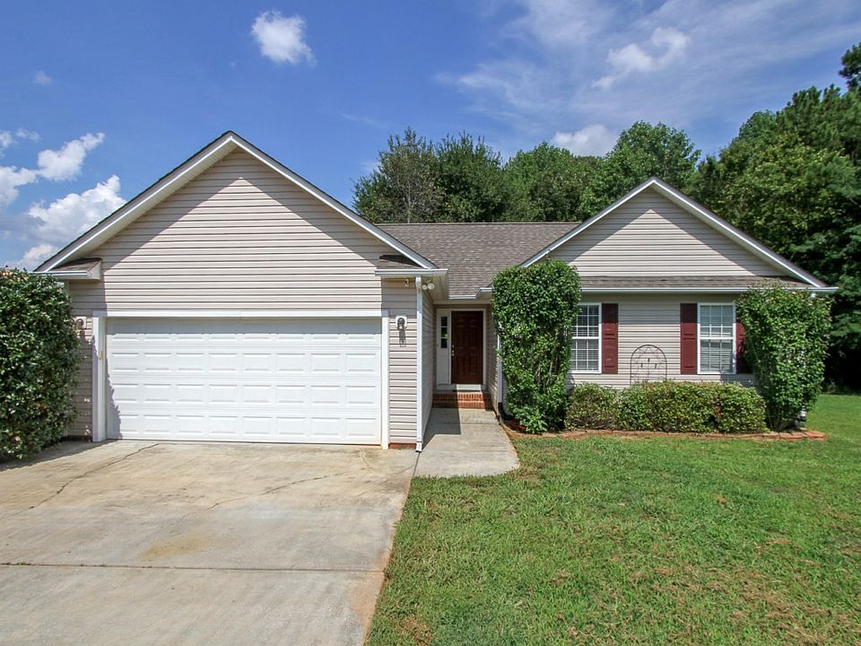 1st image of 303 High Hills Ct