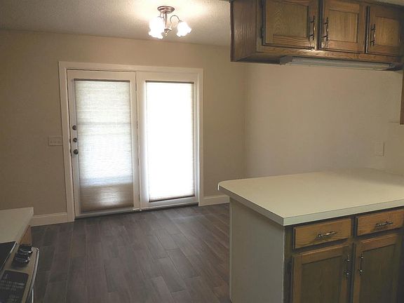 5th image of 2536 La Paloma Dr