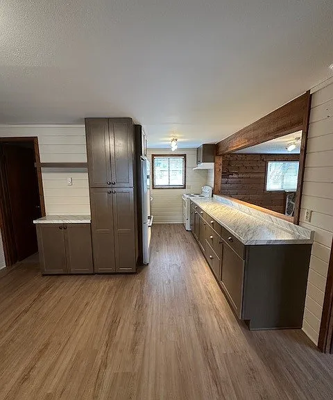 890 Weiss Dr #1-A — Photo 4