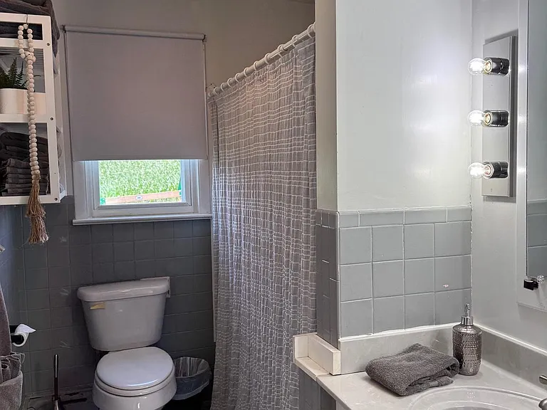 1505 Main St — Photo 5