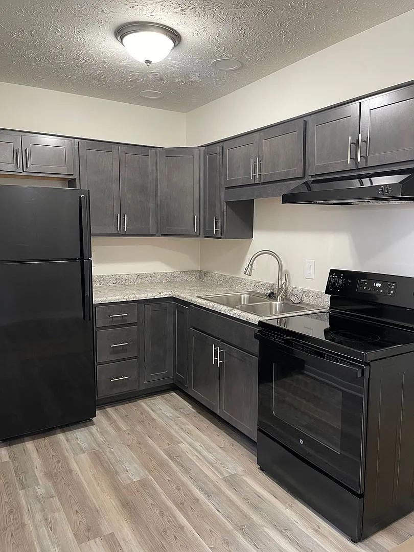 Newly Remodeled Apartment for Rent — Photo 3