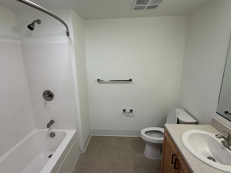 Dolores Apartments — Photo 16