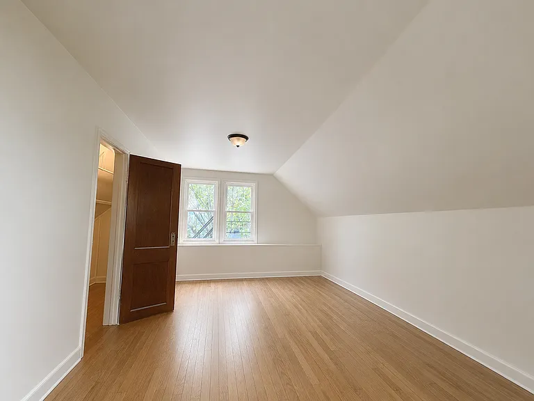 329 Bird Ave #3 — Photo 4