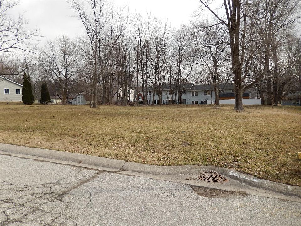 2nd image of 254 Prairie St