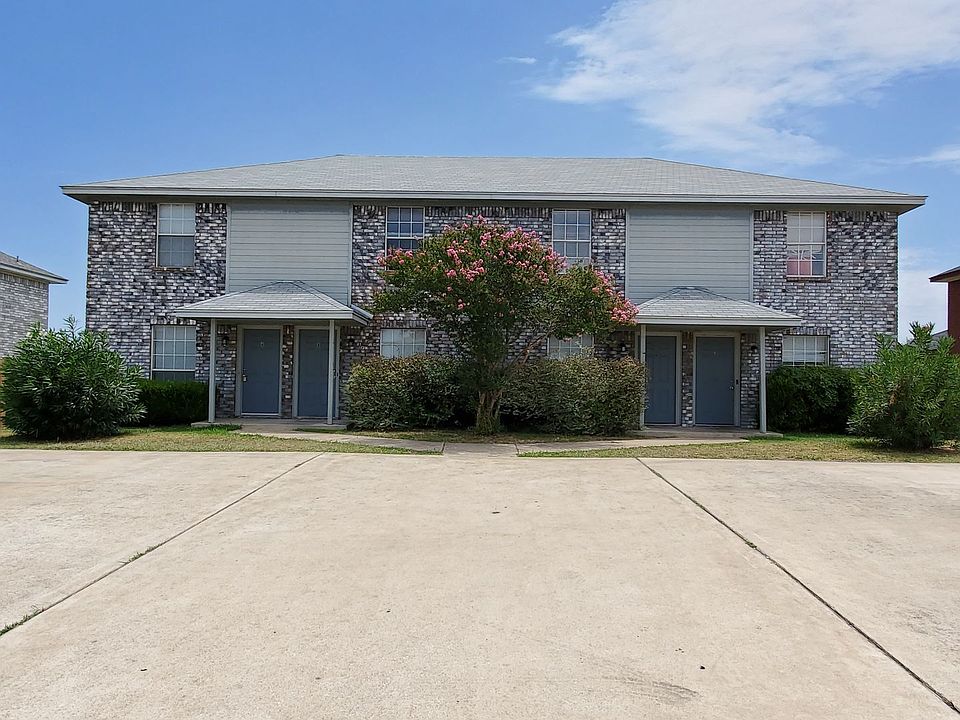 1st image of 4506 Deek Dr #D