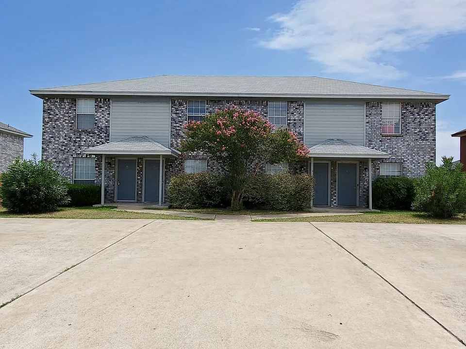 4506 Deek Dr