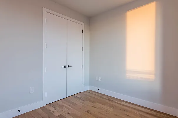 Rented by Nooklyn NYC LLC | media 89