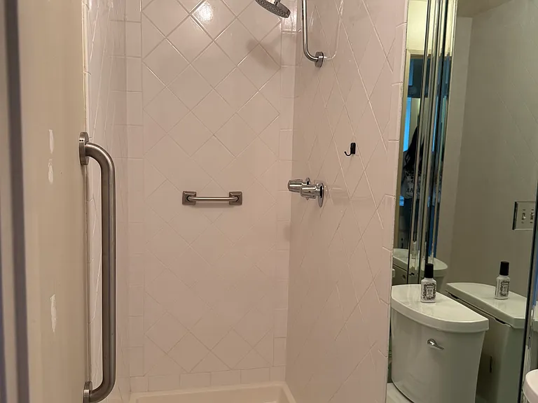 10747 Wilshire Blvd #1 — Photo 13