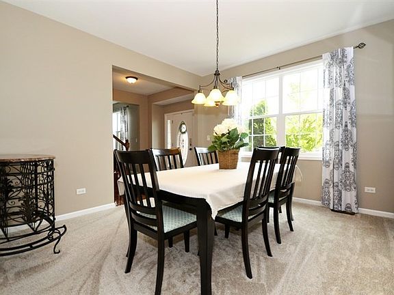 5th image of 25141 W Glen Oaks Ln