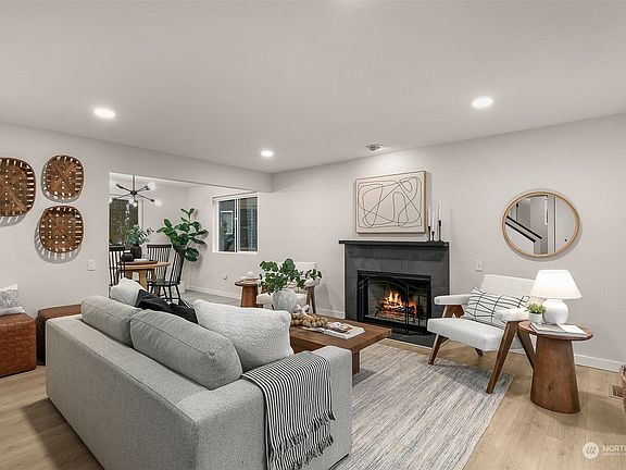 4th image of 18718 66th Avenue NE