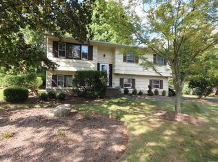 5 Banta Pl, New City, NY 10956