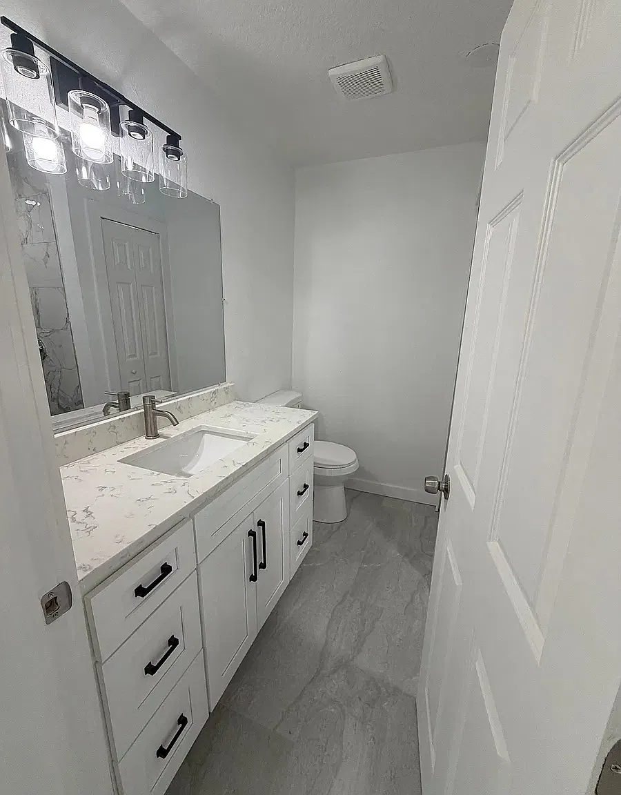 3 bed, 1071 sqft, $2,400 — Photo 4